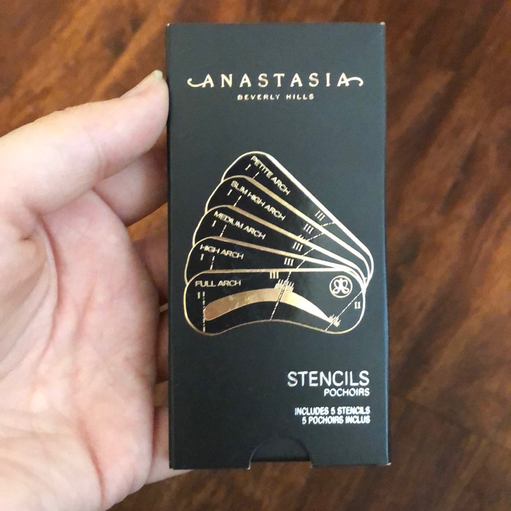 Anastasia BH eyebrow stencils
